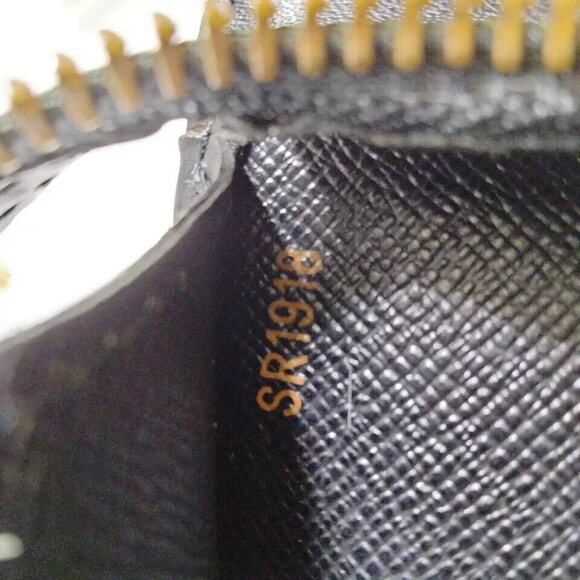 Louis Vuitton Pochette Homme Clutch Black Leather  SR1918 - Picture 5 of 8